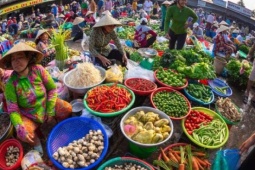 Đây là chợ nông sản đẹp nhất miền Tây ở phường Vị Thanh, Cần Thơ (địa phận tỉnh Hậu Giang cũ)
