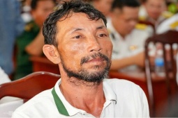 Ngư dân trôi 4 ngày trên biển: 'Nghĩ về hai con, tôi cố bám tấm xốp'