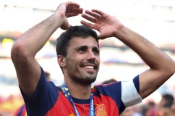 Tin mới nhất bóng đá chiều 18/8: Rodri coi gia nhập Barcelona giống như giấc mơ thành hiện thực