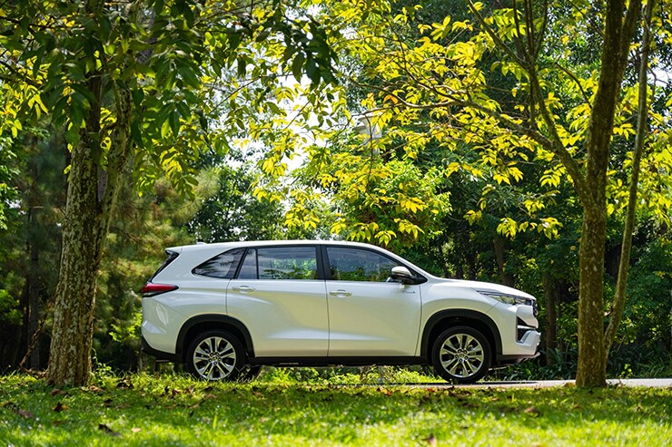 Giá xe Toyota Innova Cross tháng 8/2026, ưu đãi lãi suất vay - 5