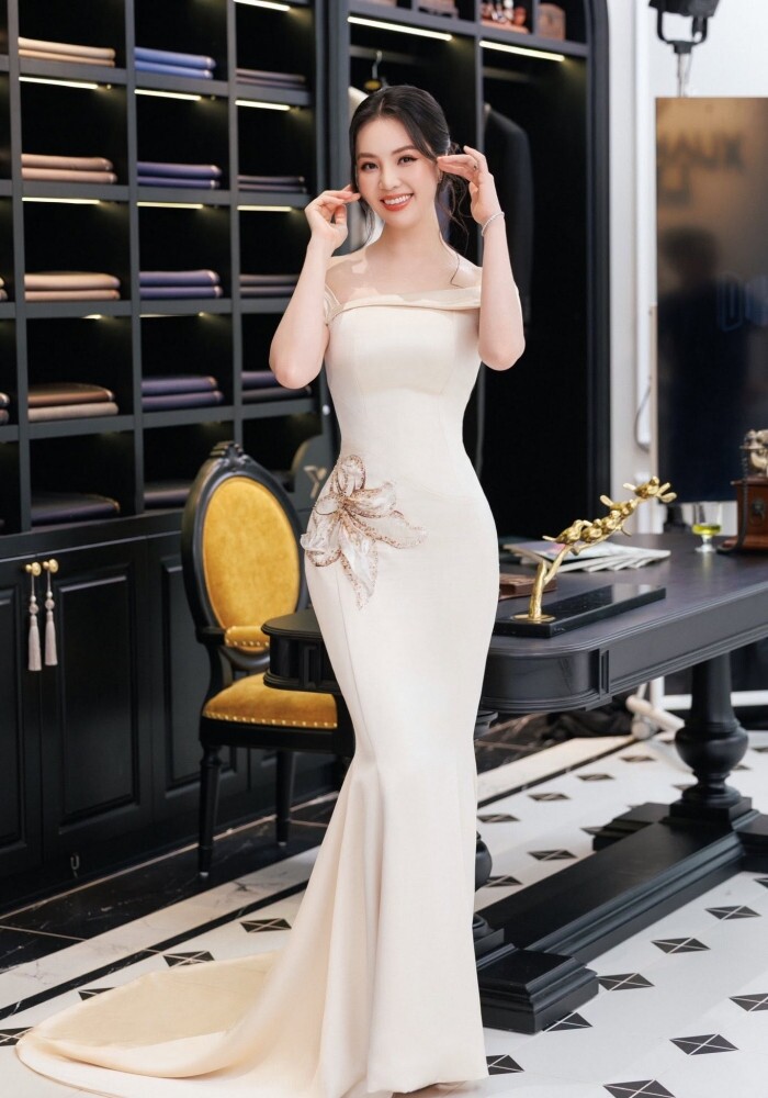 Thụy Vân kín tiếng hôn nhân. 