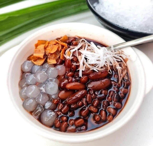 Chè đậu đỏ là món ăn phổ biến trong lễ Thất Tịch hàng năm.
