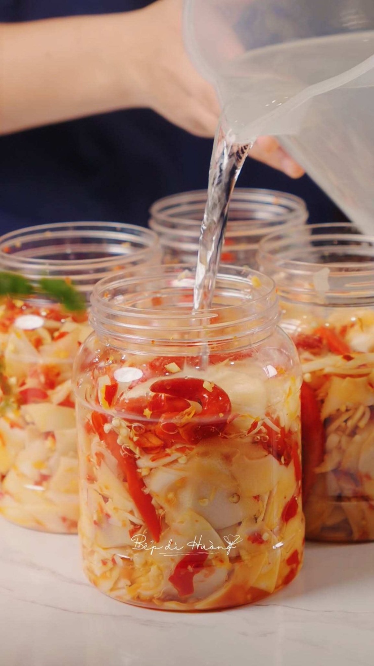 Rót nước ngâm ngập mặt măng