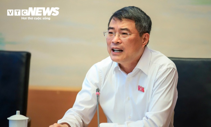 Thủ tướng Lê Minh Hưng.