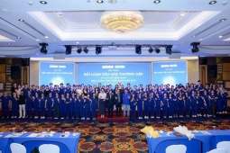 Trí Khang Pharma đồng hành cùng hơn 100 dược sĩ Long Châu nâng cao kiến thức chăm sóc sức khỏe tiêu hóa