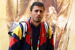Tin mới nhất bóng đá tối 19/8: Rodri tập buổi đầu tiên tại Barcelona