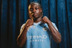 Tin mới nhất bóng đá sáng 19/8: Man City nhận tin dữ, Doku chắc chắn vắng trận khai màn