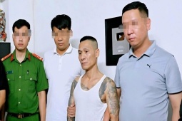 Clip 'Tế Điên Nam Định' bị bắt tạm giam, Công an Ninh Bình thu nhiều dao kiếm