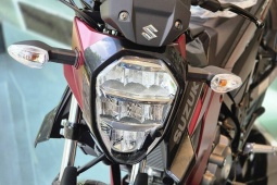 Bảng giá xe máy Suzuki tháng 8/2026: Ổn định, riêng V-Strom 250SX giảm sâu