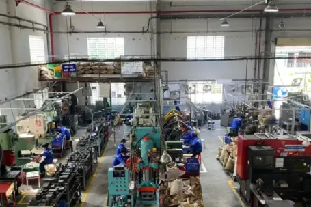 Hơn 155.000 doanh nghiệp rút khỏi thị trường: Tứ bề sức ép?