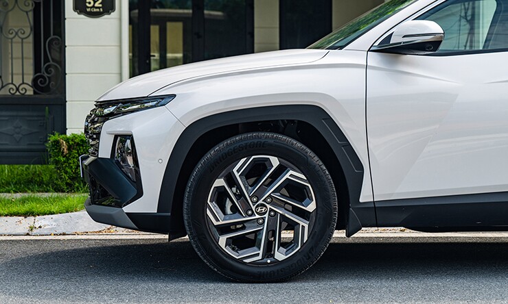 Giá xe Hyundai Tucson cập nhật tháng 8/2026, ưu đãi 85 triệu đồng - 5