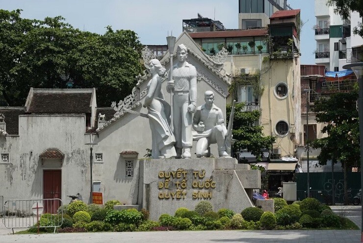 Sở Văn hóa Hà Nội nói lý do di chuyển tượng đài 'Quyết tử để Tổ quốc quyết sinh'