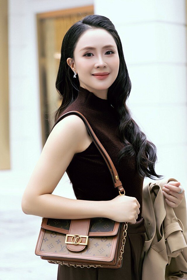 Hồng Diễm ở tuổi 43 - 8