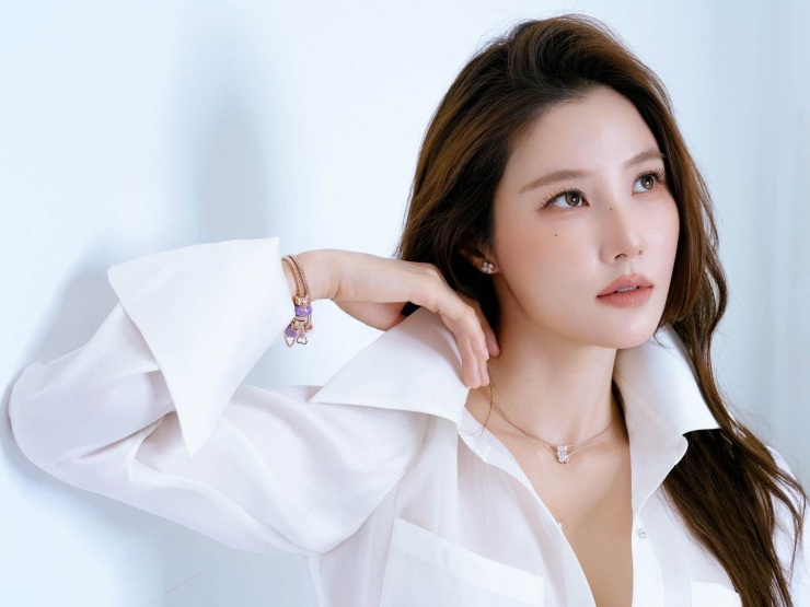 Diễm My 9X nhan sắc rạng rỡ ở tuổi 36 - 1