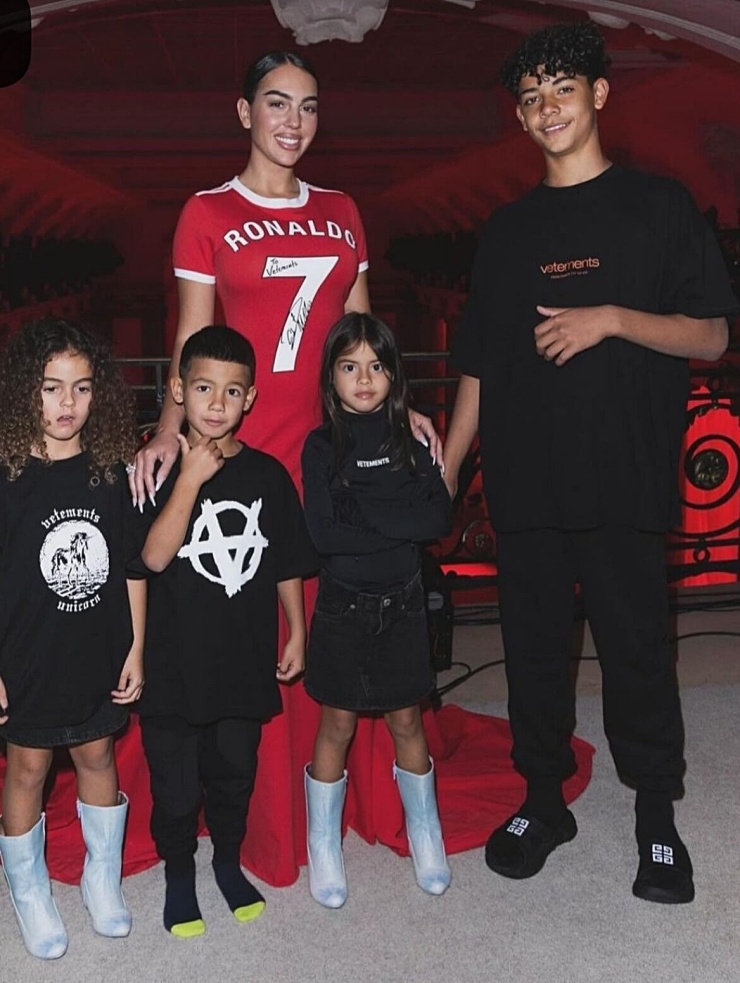 Kỹ năng chơi bóng của Cristiano Jr.