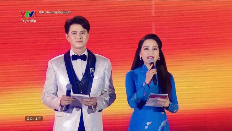 MC Vũ Mạnh Cường cùng MC Mỹ Lan dẫn chương trình Tổ Quốc trong tim