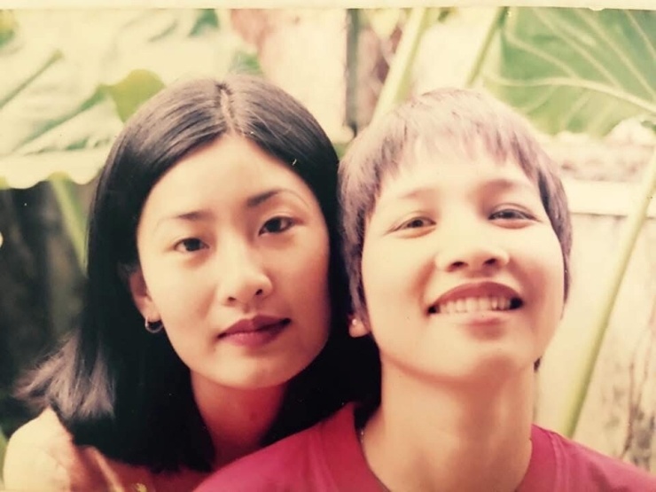 Ảnh sao 20/8: Mỹ Linh mừng sinh nhật tuổi 51 - 1