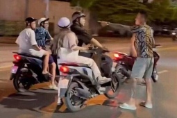 Xác minh vụ thanh niên xăm trổ hành hung người trên phố Hà Nội