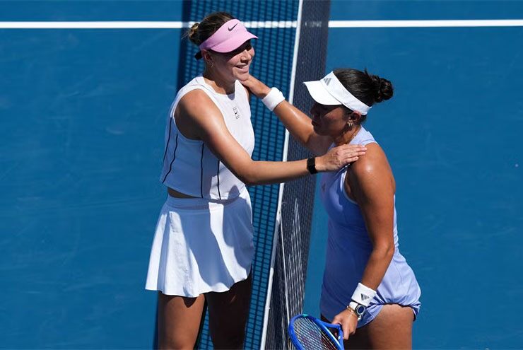 Hấp dẫn tennis Cincinnati Open: Swiatek vào bán kết, Rybakina bỏ cuộc vì chấn thương