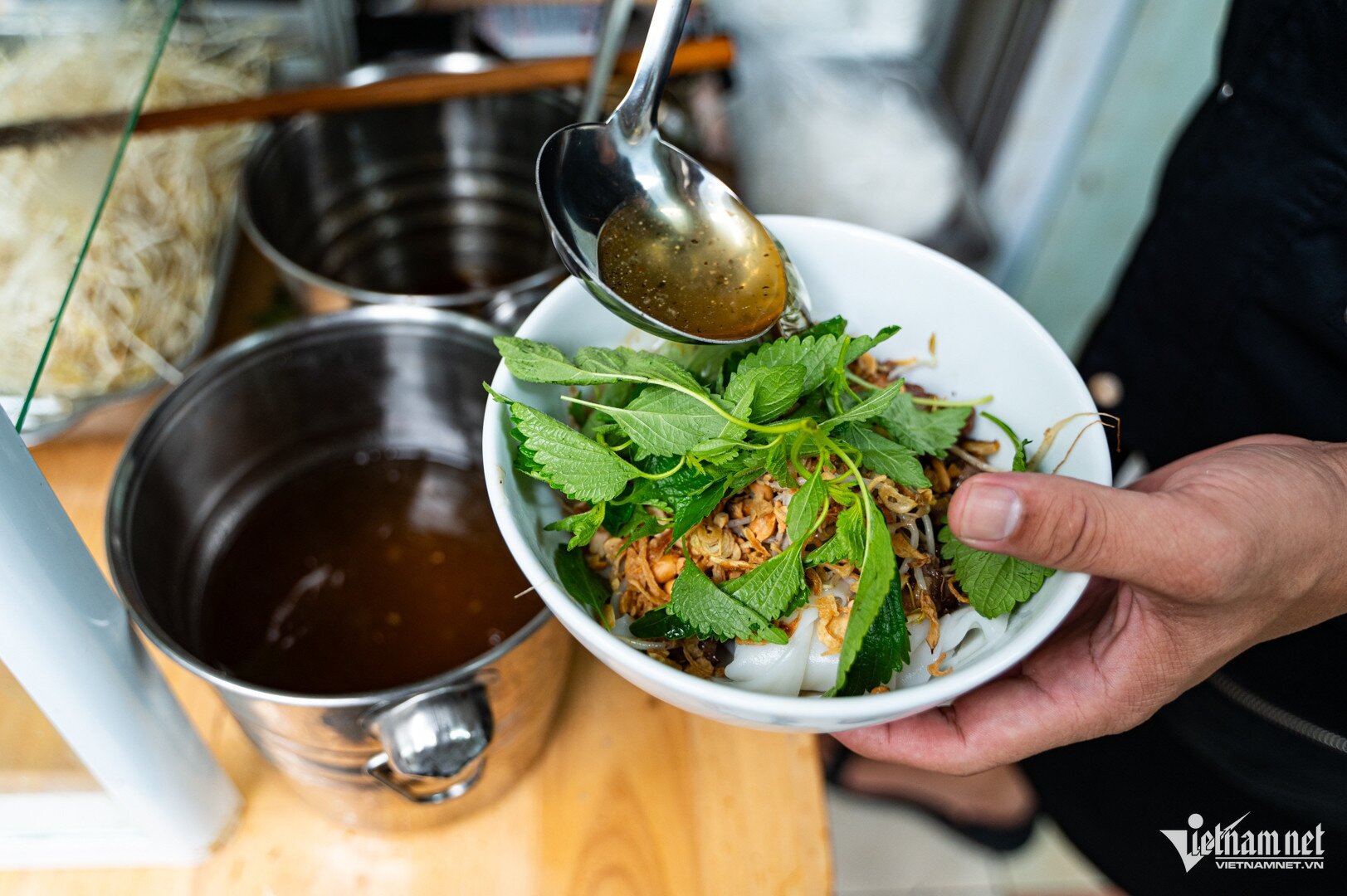 5 quán phở đông khách, vị lạ miệng ở phường Hai Bà Trưng, Hà Nội - 1