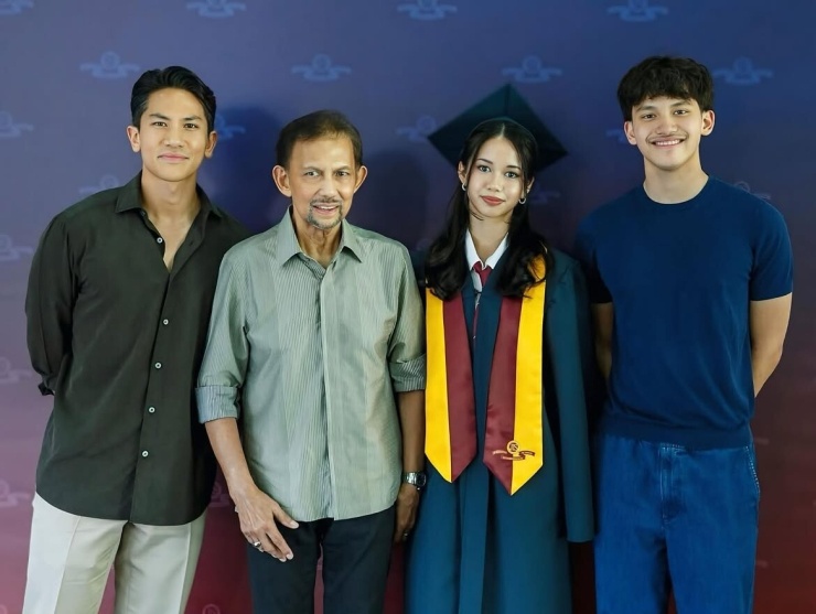 Nhan sắc tuổi 18 của Công chúa Brunei - 3