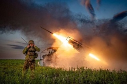 Quân Ukraine bất ngờ bứt phá ngoạn mục ở Donetsk, Nga mắc kẹt ở Kharkov