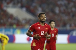 Thầy Kim muốn Xuân Son lập hat-trick, HLV Thái Lan cười tươi đáp lời