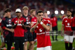 MU cần bán Fernandes để thành công, Carrick hướng tới chu kỳ mới