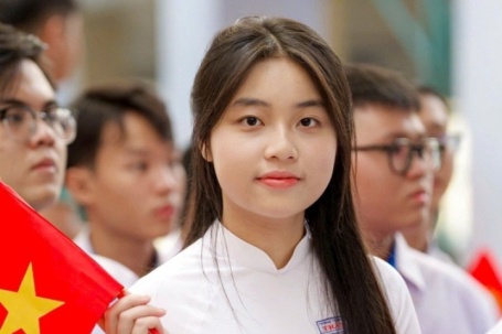 Tất cả học sinh phổ thông sẽ học AI năm học 2026-2027