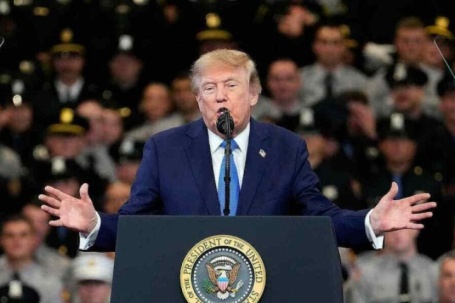 Bộ máy quan chức quy tụ giới siêu giàu dưới thời ông Trump