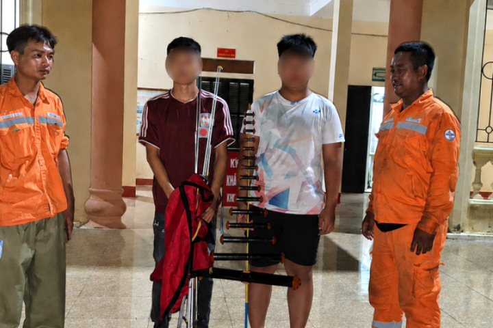Thả diều gây sự cố mất điện, hai học sinh bị xử lý