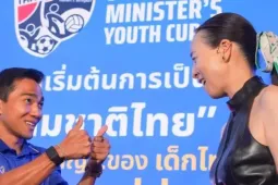Lo không có đủ CĐV đến xem chung kết, Thái Lan mang vé đến tặng trường học và học viện