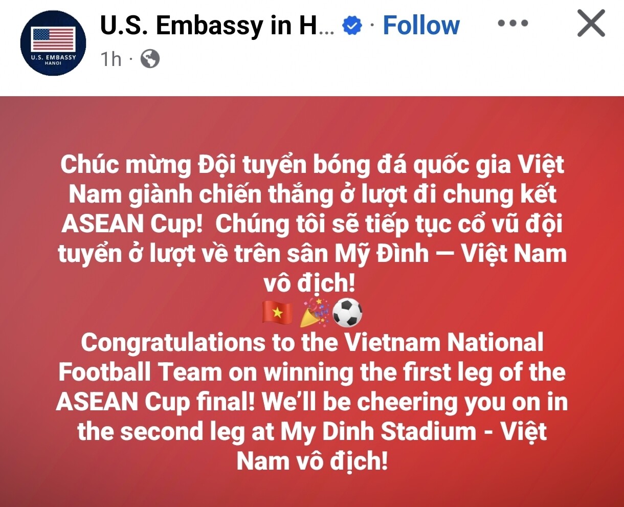 Fanpage Đại sứ quán Anh cũng gửi lời chúc mừng.