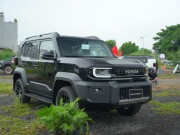 Chi tiết Toyota Land Cruiser FJ giá gần 1,2 tỷ đồng tại Việt Nam