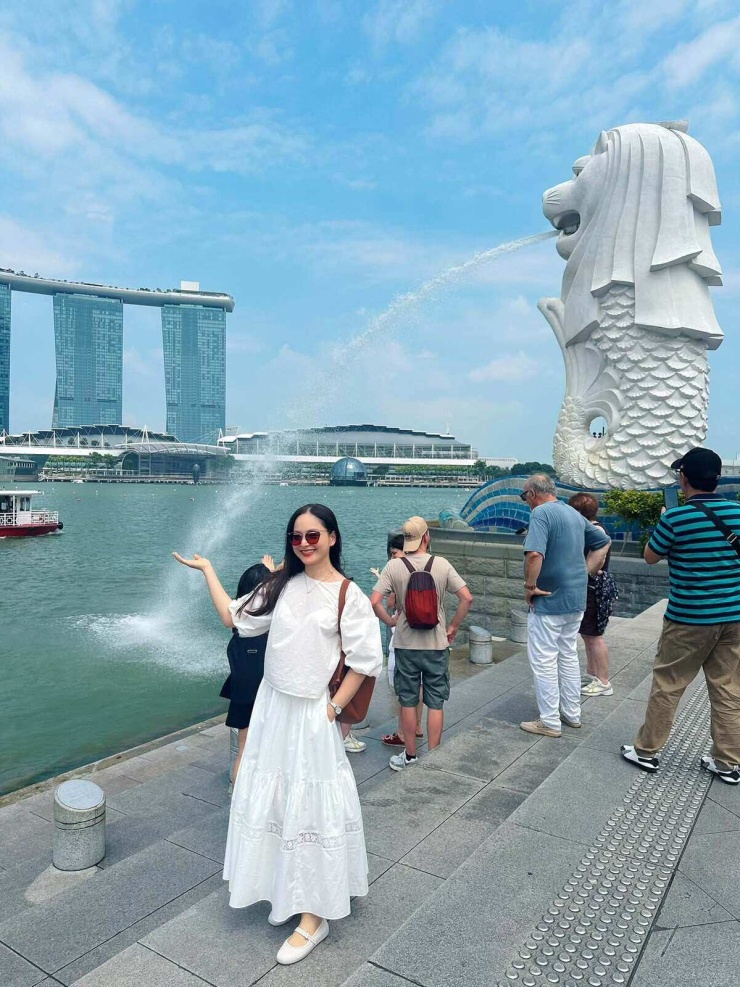 Ảnh sao 23/8: Thu Trang lấy lại nhan sắc sau tai nạn - 5