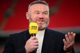 Tin mới nhất bóng đá tối 23/8: Rooney phản bác Bruno Fernandes