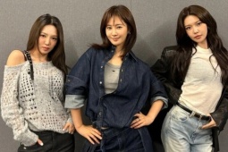 Sự trở lại của 3 thành viên nhóm SNSD "hâm nóng" đường đua K-pop
