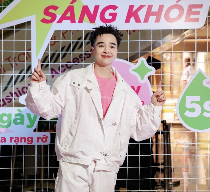 Angela Phương Trinh phối đồ hơn 100 triệu đồng dự sự kiện - 9