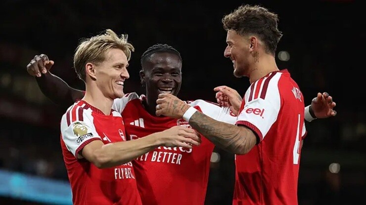 Arsenal sớm khẳng định vị thế ứng viên số 1 cho chức vô địch Ngoại hạng Anh mùa này
