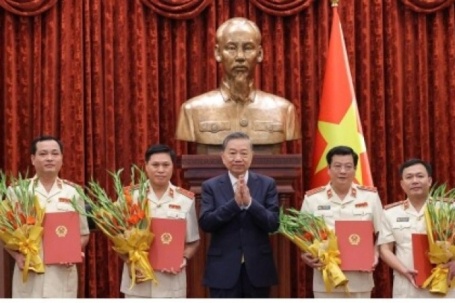 Tổng Bí thư, Chủ tịch nước trao quyết định bổ nhiệm kiểm sát viên Viện KSNDTC