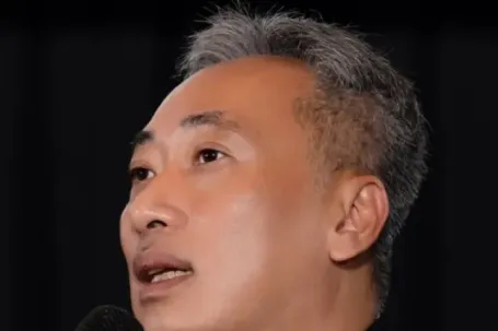 Nguyễn Quang Dũng nhảy vào cuộc đua phim 2/9: 'Tôi áp lực'