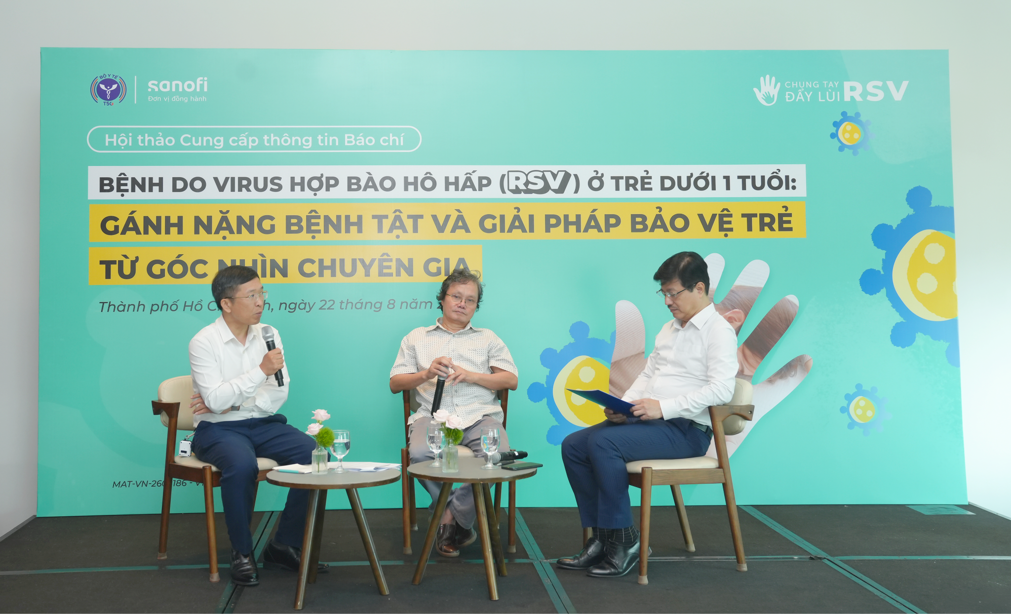 Theo PGS.TS.BS Phạm Quang Thái, nền y học dự phòng tiên tiến cung cấp những “vũ khí” bảo vệ hệ hô hấp giúp trẻ đi qua giai đoạn nhạy cảm 12 tháng đầu đời.