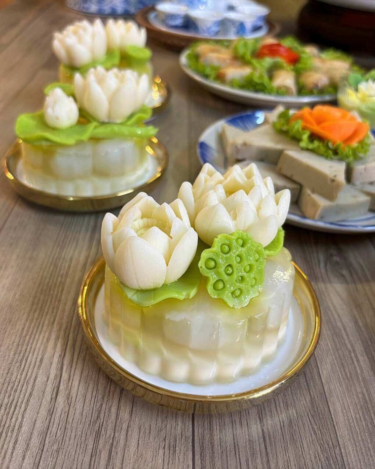 Những mâm cơm chay cúng rằm tháng 7 nức lòng người xem - 4