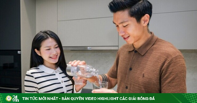 Chiến thắng ở lượt đi của Việt Nam với Thái Lan, làm hé lộ không gian yêu thích nhất trong biệt thự của Doãn Hải My và Đoàn Văn Hậu