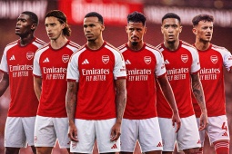 Hàng thủ Arsenal "đông như quân nguyên", vì sao vẫn chiêu mộ Konsa?
