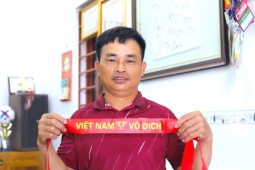 Gia đình các tuyển thủ Nghệ An vượt hàng trăm km tiếp lửa đội tuyển Việt Nam