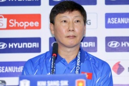 Trực tiếp họp báo Việt Nam - Thái Lan: Thầy Kim chia sẻ gì về bàn thắng may mắn?