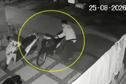 Clip: Kẻ gian giả vờ thuê phòng để trộm xe máy tại nhà nghỉ