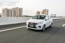Giá xe Mitsubishi Attrage tháng 8/2026, ưu đãi 100% phí trước bạ