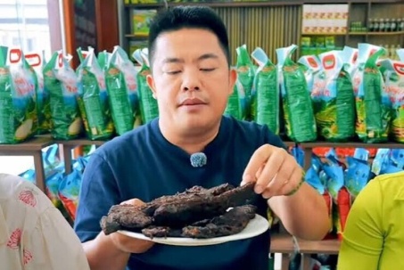 Hải Sapa TV bị khởi tố: 30 tỷ đồng thịt trâu sấy khô tê cay được mua từ doanh nghiệp nào, đang hoạt động ra sao?